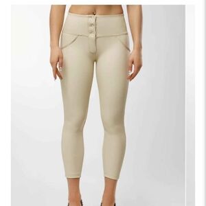 Freddy Women's Beige Ankle Pants